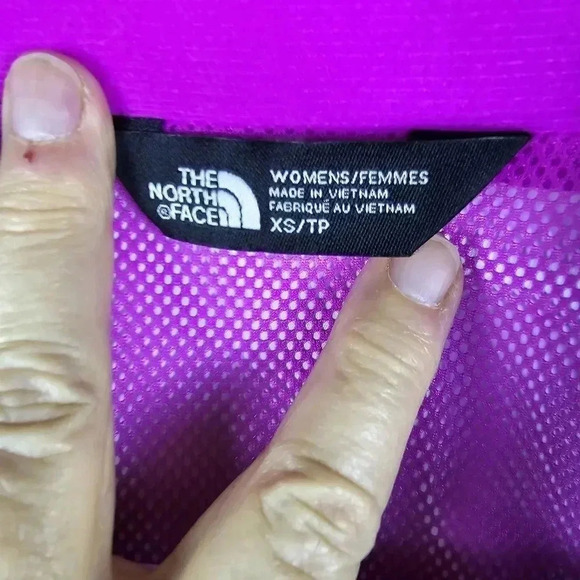 The North Face Women's Resolve 2.0 jacket pink and grey size XS. Like new. - Picture 12 of 13